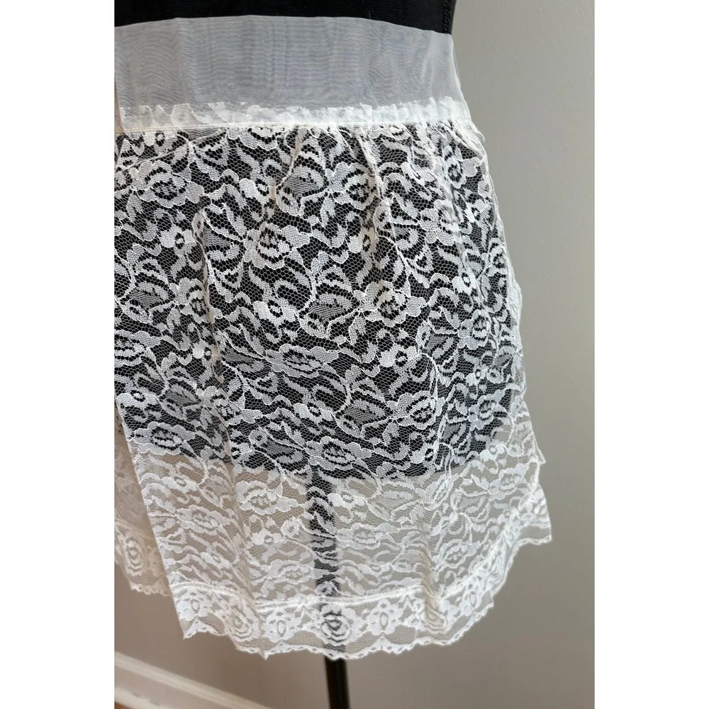 Vintage White Floral Lace Half Apron Sheer Organza Tie Waist Coquette Bow Pocket